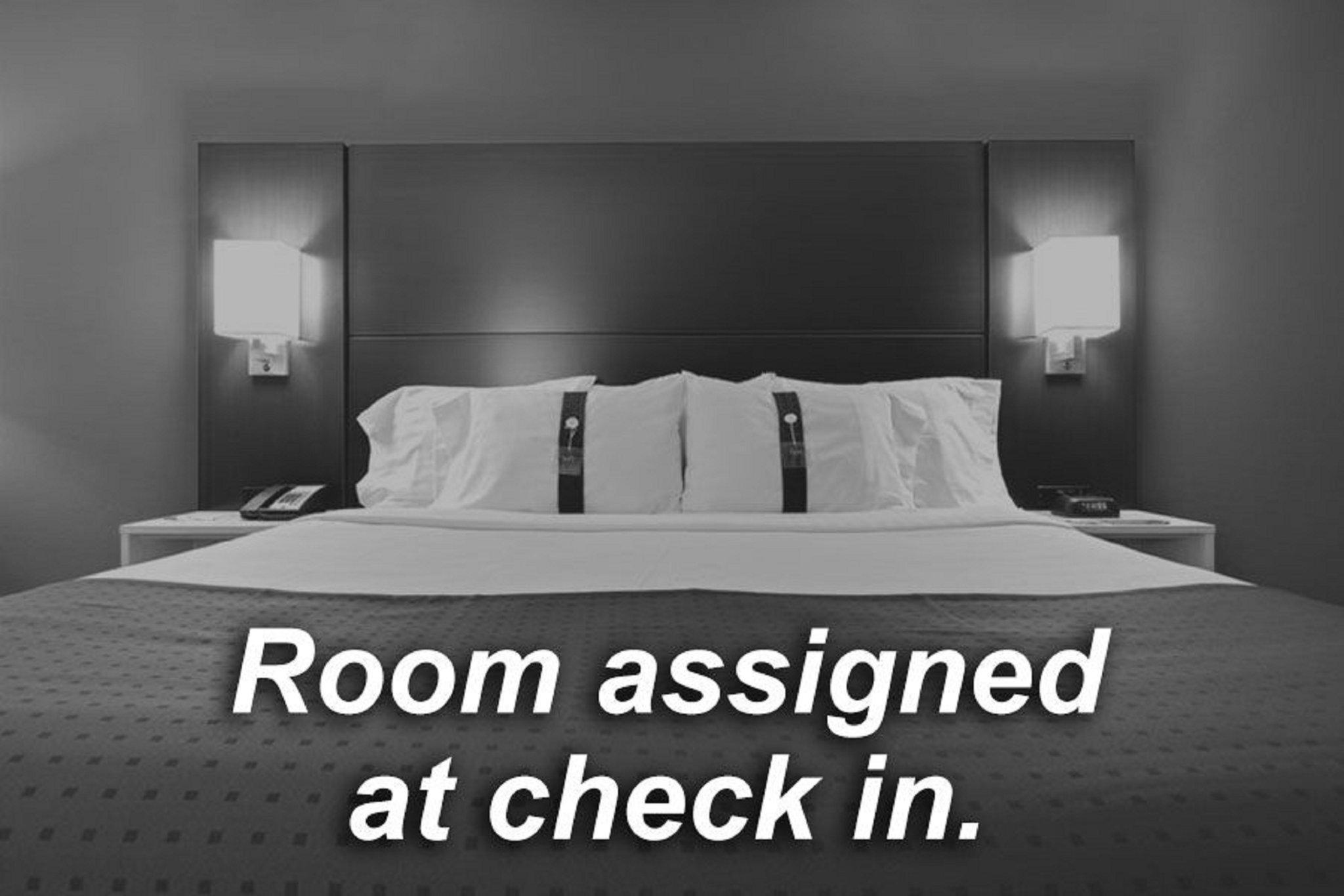 Holiday Inn Express Hotel & Suites Toronto - Markham By Ihg Richmond Hill Buitenkant foto