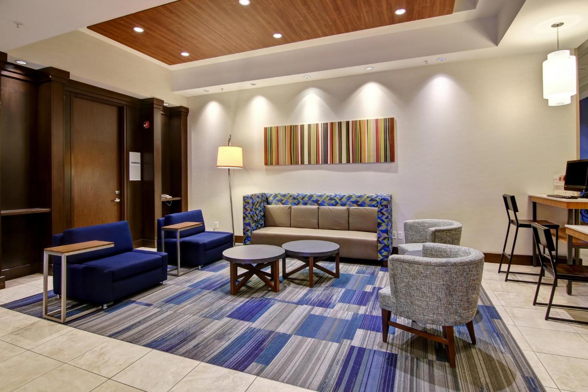 Holiday Inn Express Hotel & Suites Toronto - Markham By Ihg Richmond Hill Buitenkant foto